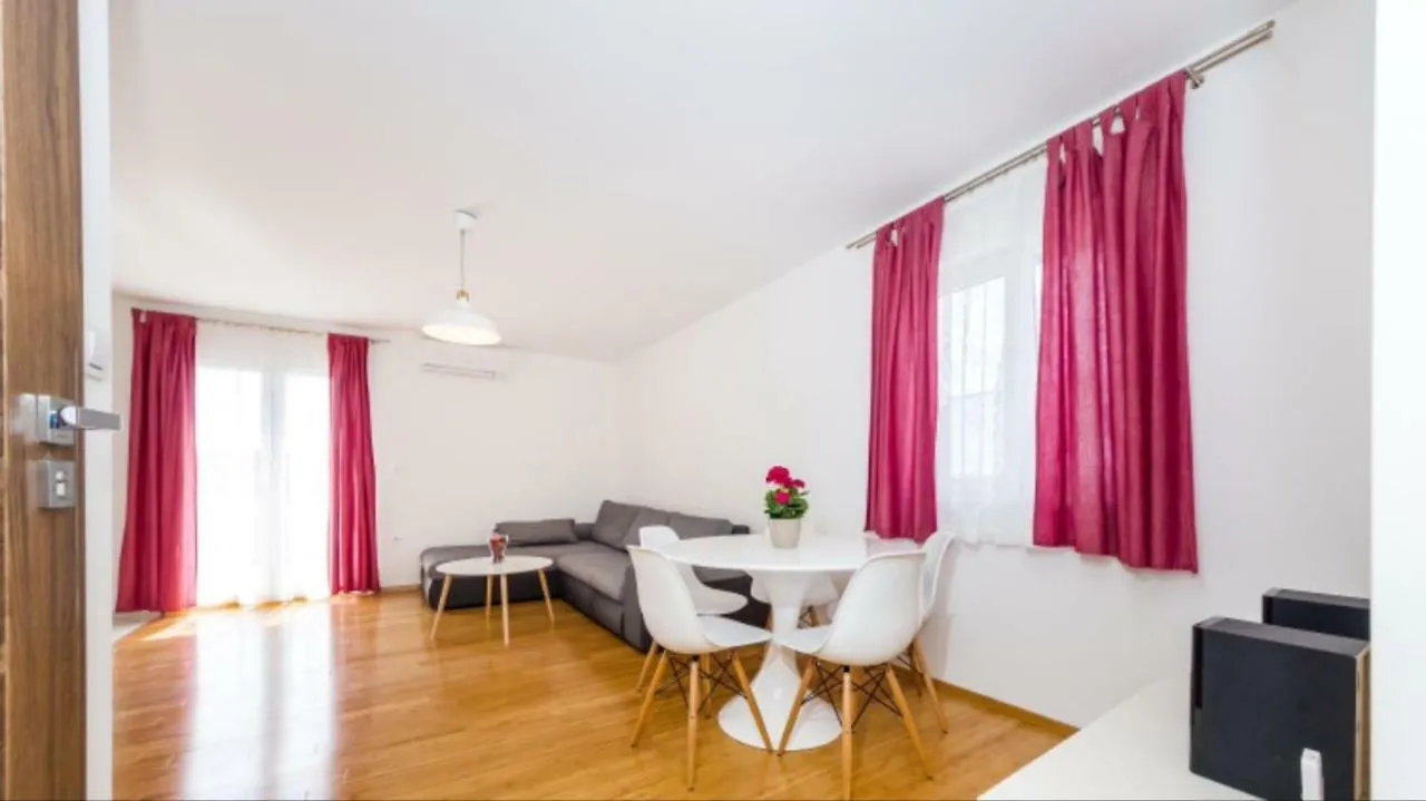 Apartman Apartmani Paradise Petrčane