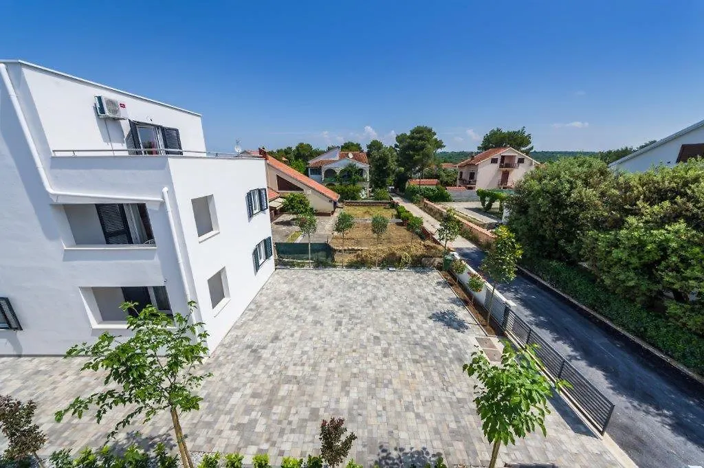 Apartmani Paradise Petrčane Apartman
